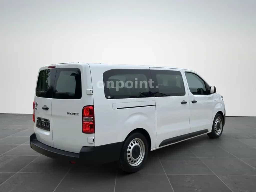 Toyota Proace (Verso) 2,0-l-D-4D L2 Lang 9 Sitzer Navi 04/2023-photo-6