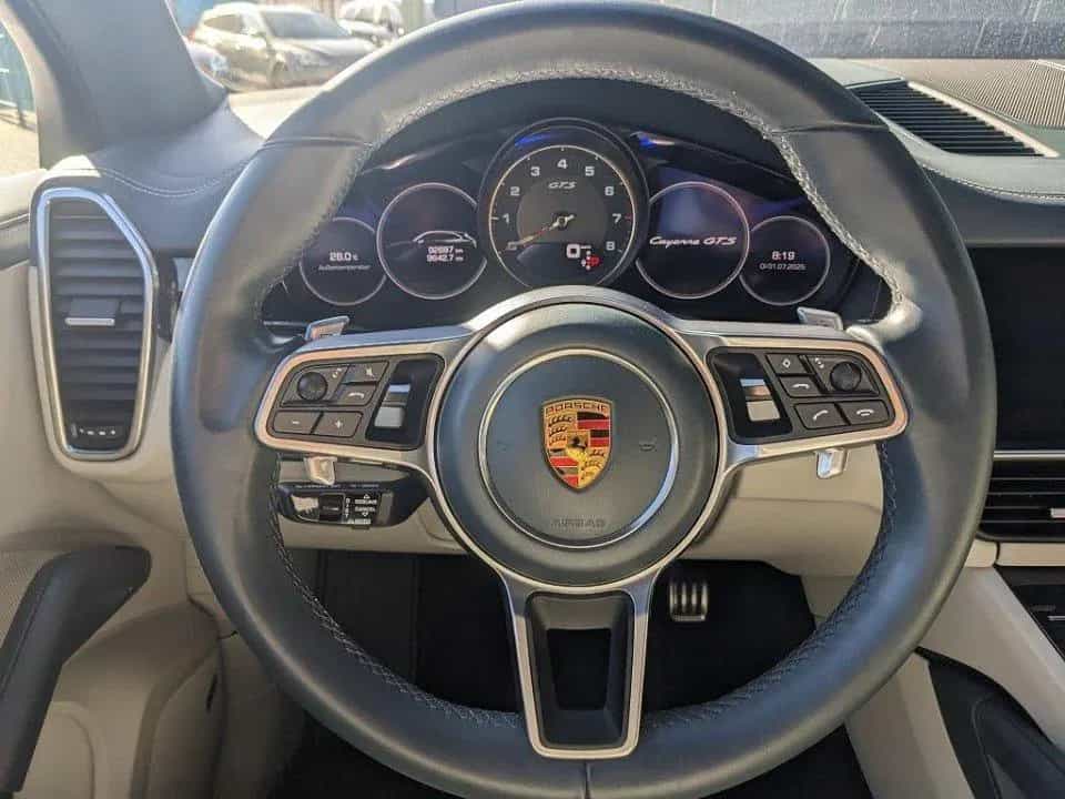Porsche Cayenne 4.0l V8 GTS Allrad Pano AHK Standheizung 10/2020-photo-10