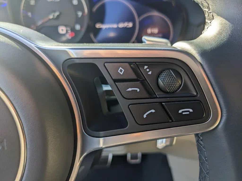 Porsche Cayenne 4.0l V8 GTS Allrad Pano AHK Standheizung 10/2020-photo-12
