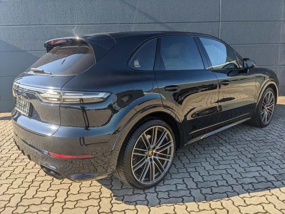 Porsche Cayenne 4.0l V8 GTS Allrad Pano AHK Standheizung 10/2020-photo-5