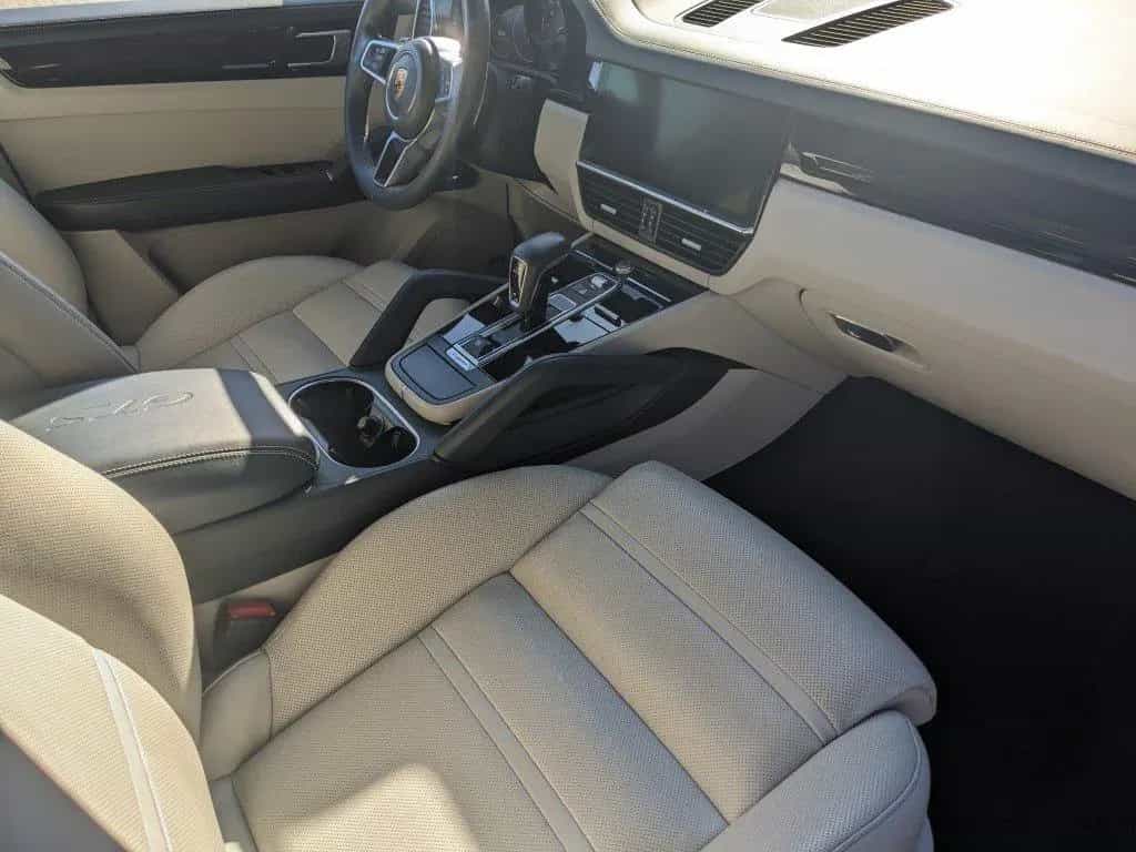 Porsche Cayenne 4.0l V8 GTS Allrad Pano AHK Standheizung 10/2020-photo-7