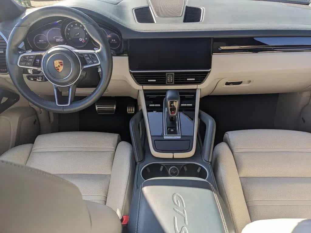 Porsche Cayenne 4.0l V8 GTS Allrad Pano AHK Standheizung 10/2020-photo-9