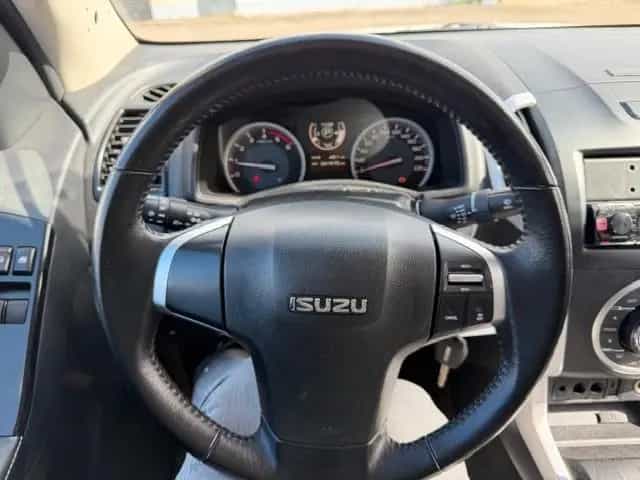Isuzu D-Max Extra  Cab 4WD IINSTYLE !AUTOMAAT -KLIMA ! 08/2019-photo-23