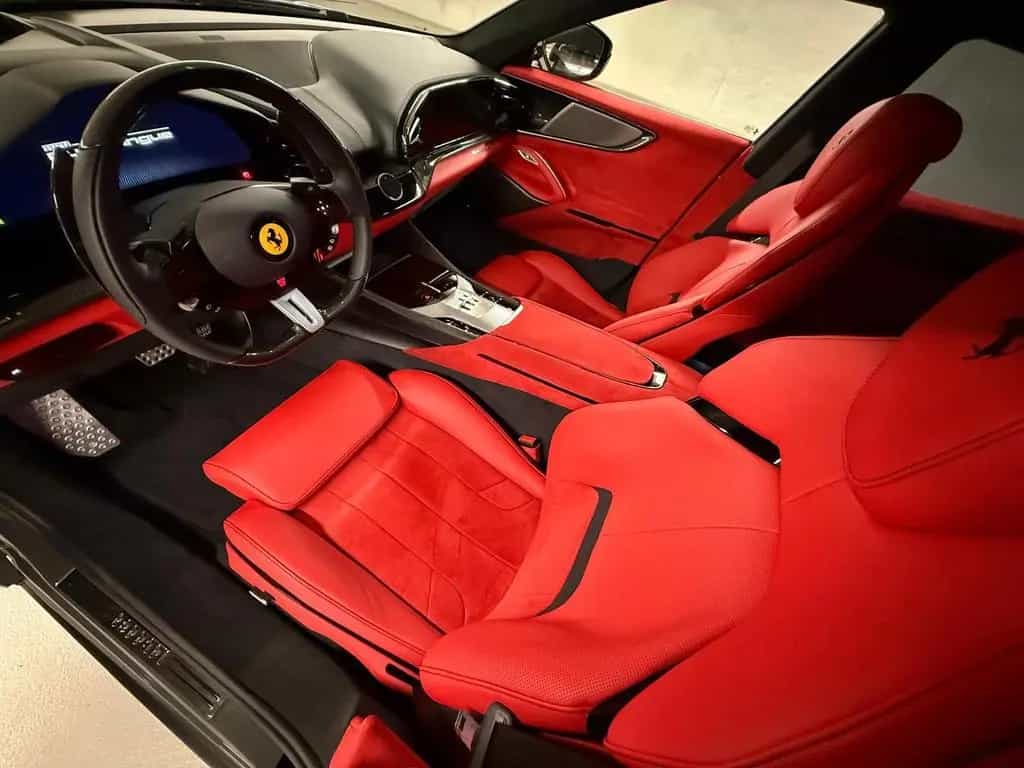 Ferrari Purosangue Carbon/Panorama/MY26/Massage 03/2026-photo-13