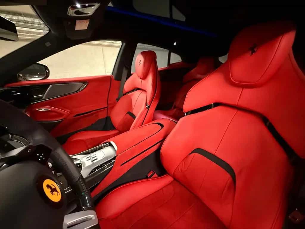 Ferrari Purosangue Carbon/Panorama/MY26/Massage 03/2026-photo-14