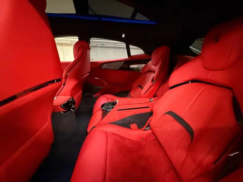 Ferrari Purosangue Carbon/Panorama/MY26/Massage 03/2026-photo-15