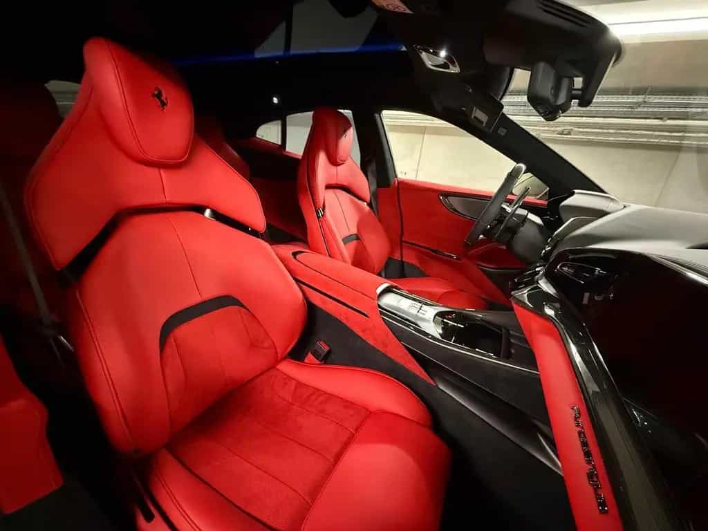 Ferrari Purosangue Carbon/Panorama/MY26/Massage 03/2026-photo-17