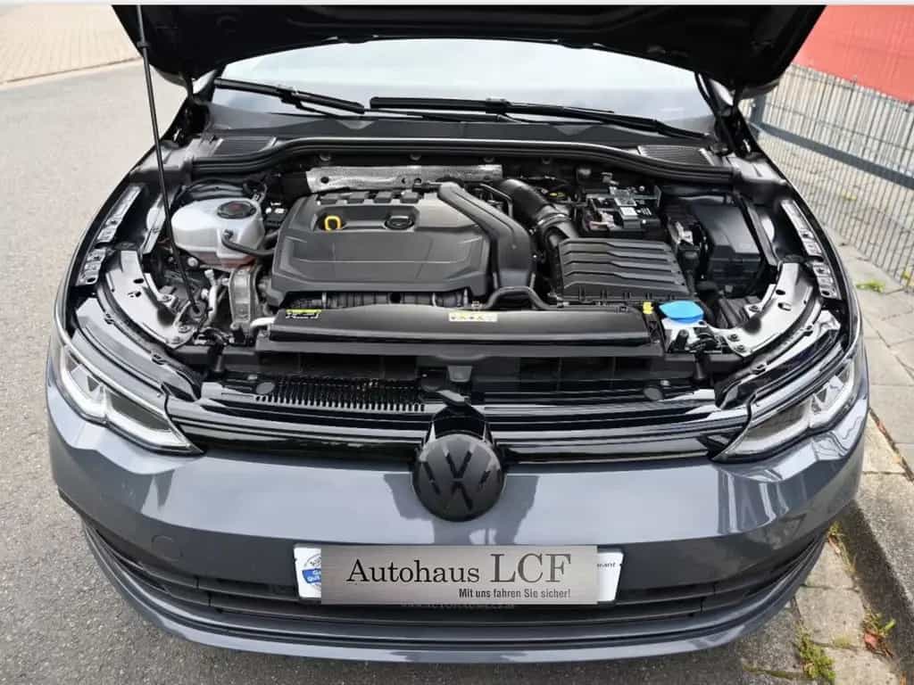 Volkswagen Golf VIII Lim. 1.5 TSI Life PDC LED PDC Sitzhz 11/2020-photo-15