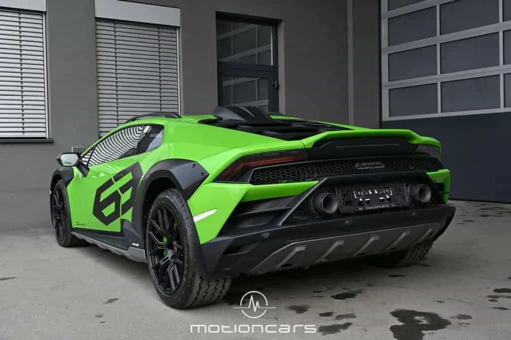 Lamborghini Huracan Sterrato 1 OF 1499 EXP € 299.983 08/2023-photo-1