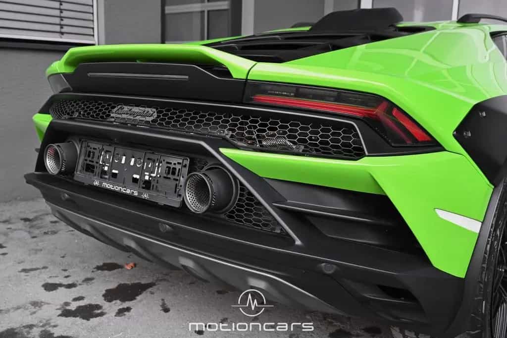 Lamborghini Huracan Sterrato 1 OF 1499 EXP € 299.983 08/2023-photo-12