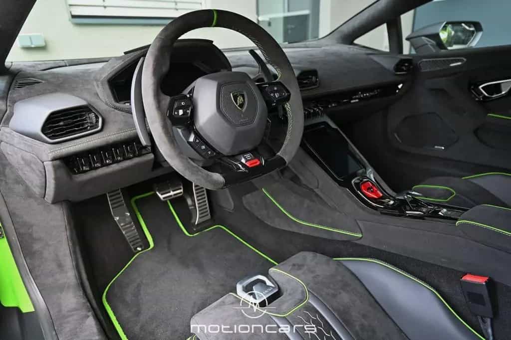 Lamborghini Huracan Sterrato 1 OF 1499 EXP € 299.983 08/2023-photo-15