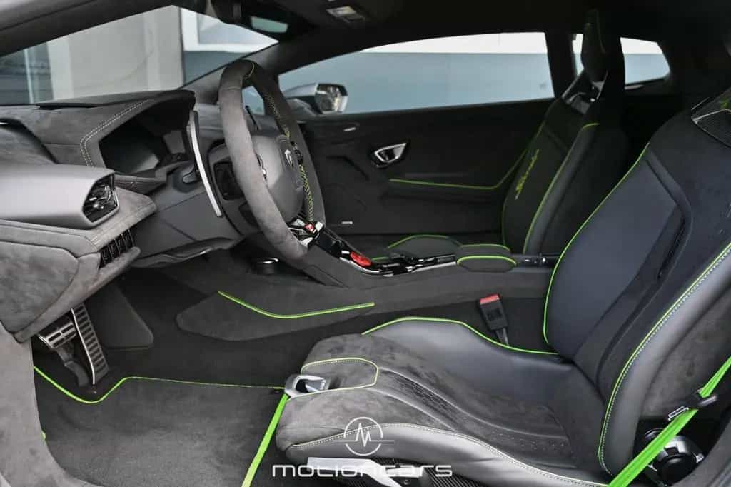 Lamborghini Huracan Sterrato 1 OF 1499 EXP € 299.983 08/2023-photo-16