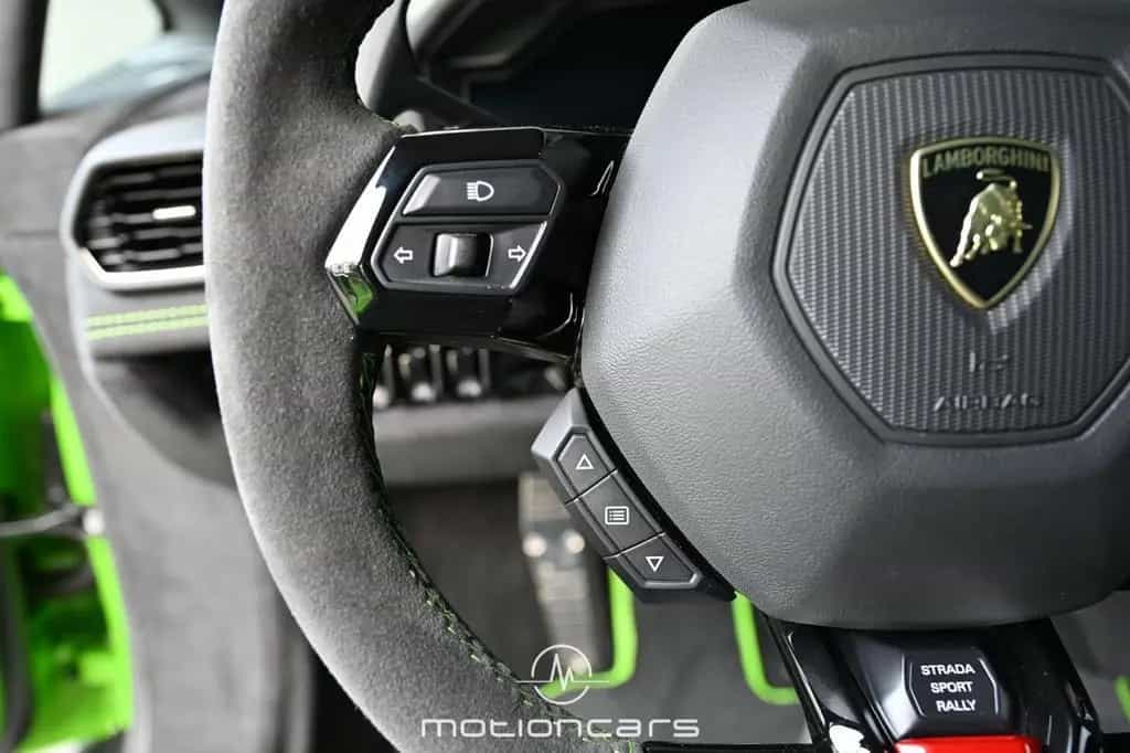 Lamborghini Huracan Sterrato 1 OF 1499 EXP € 299.983 08/2023-photo-21