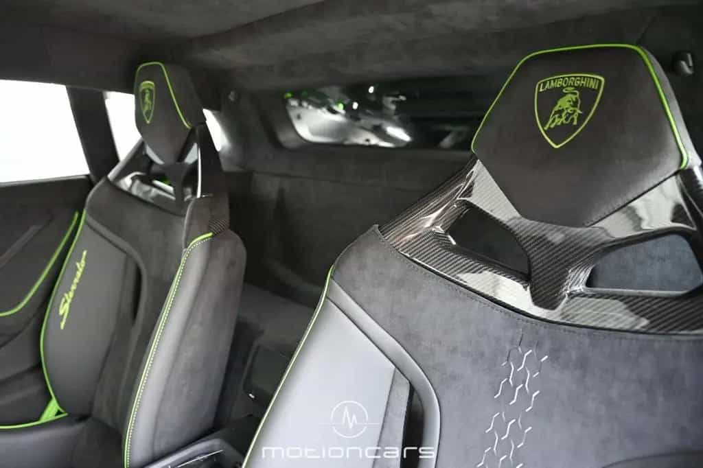 Lamborghini Huracan Sterrato 1 OF 1499 EXP € 299.983 08/2023-photo-23