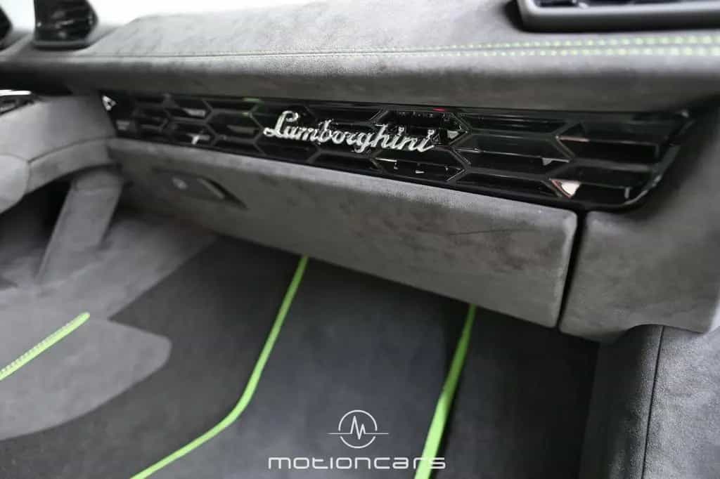 Lamborghini Huracan Sterrato 1 OF 1499 EXP € 299.983 08/2023-photo-25