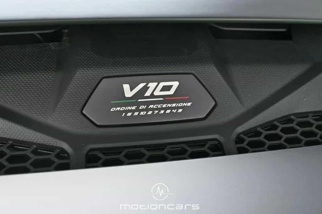 Lamborghini Huracan Sterrato 1 OF 1499 EXP € 299.983 08/2023-photo-28