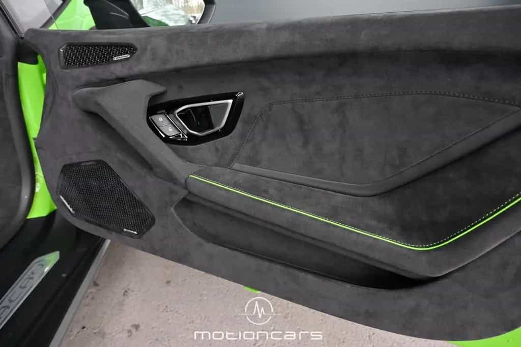 Lamborghini Huracan Sterrato 1 OF 1499 EXP € 299.983 08/2023-photo-32