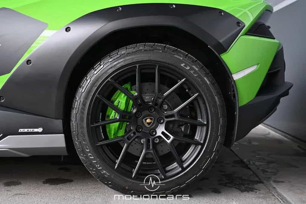Lamborghini Huracan Sterrato 1 OF 1499 EXP € 299.983 08/2023-photo-9