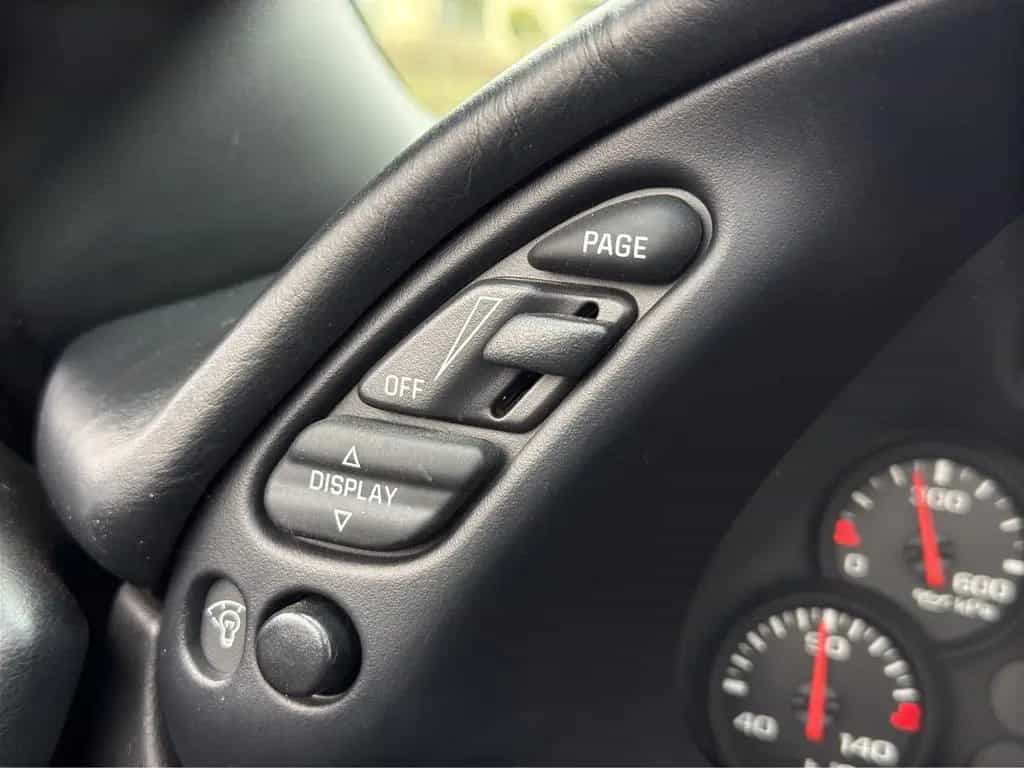Corvette C5 5.7 Cabrio Autom. *GUTER ZUSTAND*HUD*TÜV NEU* 07/2005-photo-16