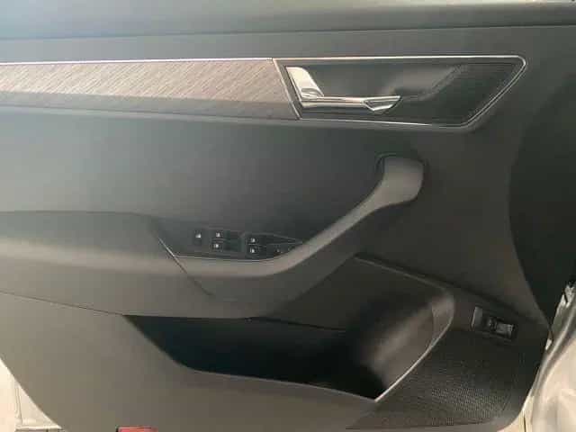 Skoda Karoq Style 1.5 TSI DSG NAVI+MATRIX+SHZ 01/2023-photo-11