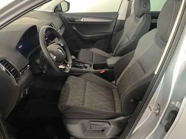 Skoda Karoq Style 1.5 TSI DSG NAVI+MATRIX+SHZ 01/2023-photo-4