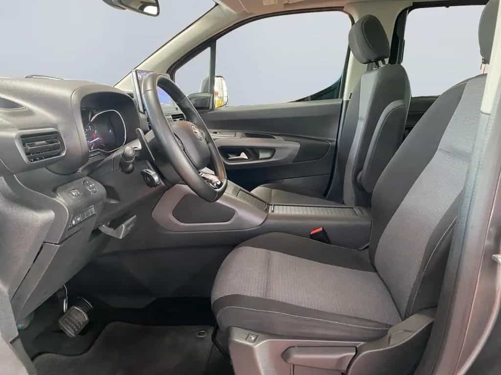 Toyota Proace City Verso 1.2 T L1 Executive *Pano*HUD* 03/2021-photo-8