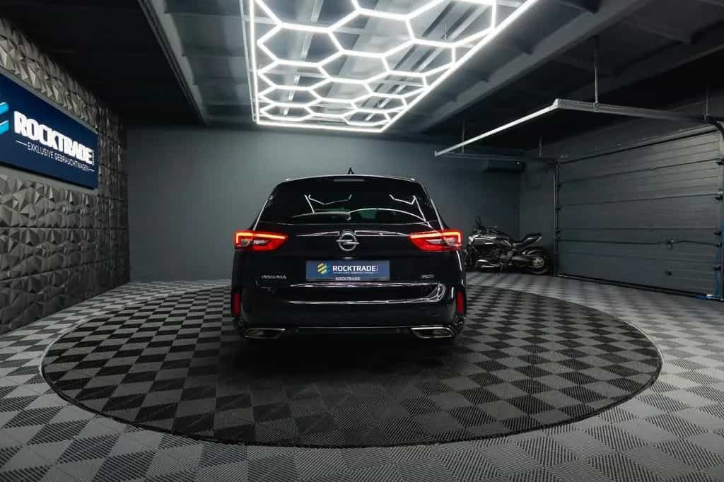 Opel Insignia B Sports Tourer GSi 4x4 *ACC*LED*HU*DAB 01/2018-photo-10