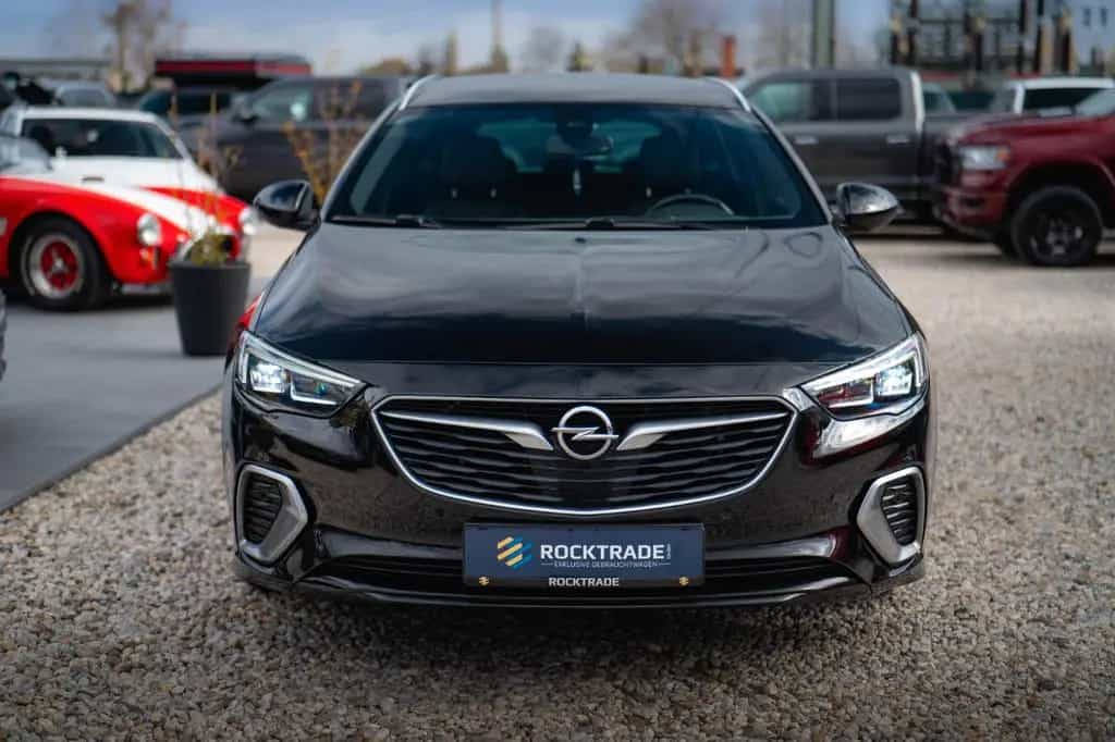 Opel Insignia B Sports Tourer GSi 4x4 *ACC*LED*HU*DAB 01/2018-photo-16