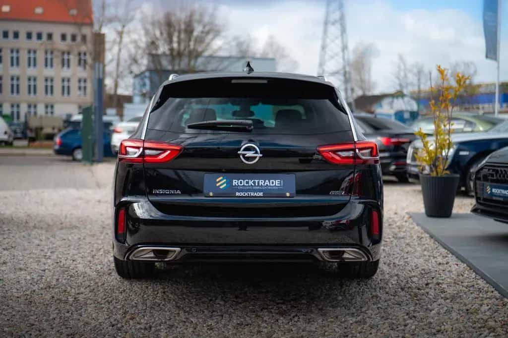 Opel Insignia B Sports Tourer GSi 4x4 *ACC*LED*HU*DAB 01/2018-photo-21
