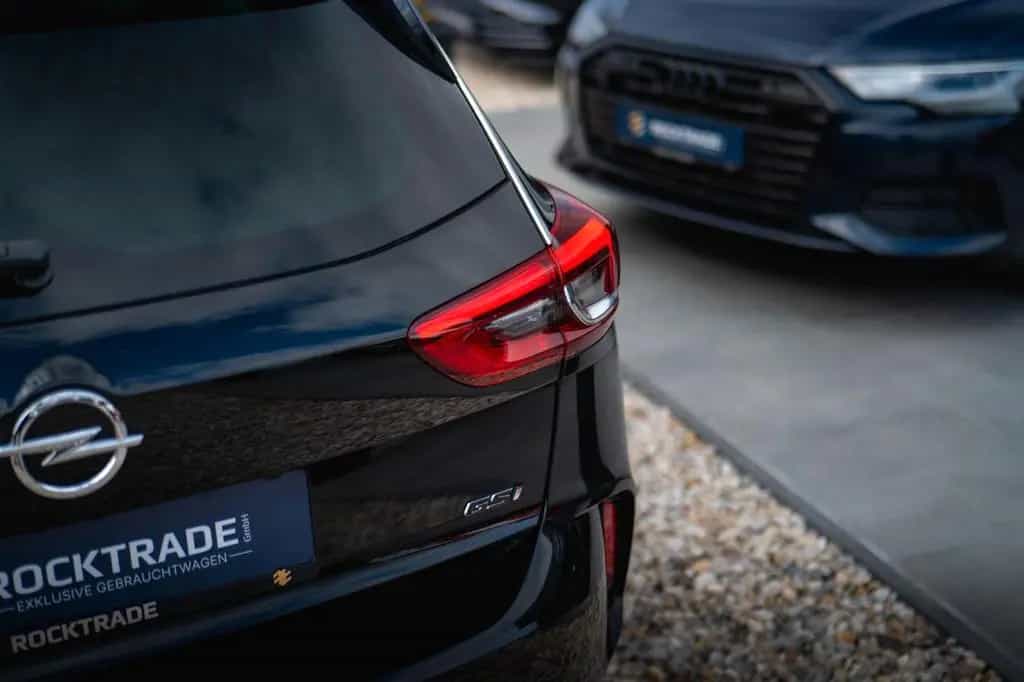 Opel Insignia B Sports Tourer GSi 4x4 *ACC*LED*HU*DAB 01/2018-photo-22