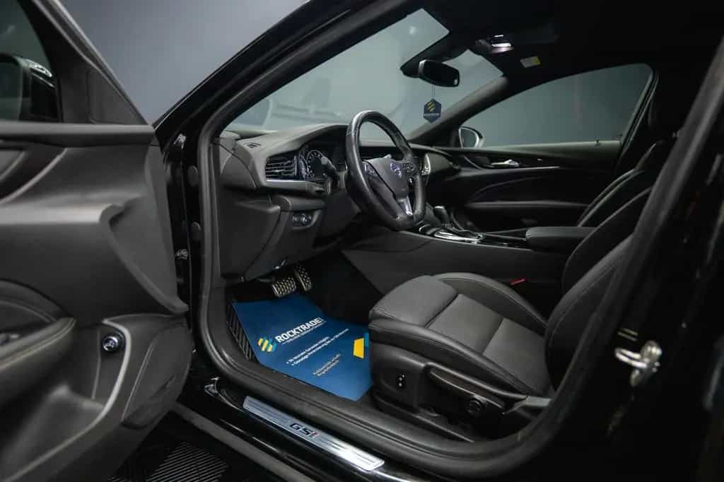 Opel Insignia B Sports Tourer GSi 4x4 *ACC*LED*HU*DAB 01/2018-photo-38