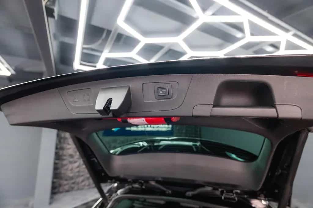 Opel Insignia B Sports Tourer GSi 4x4 *ACC*LED*HU*DAB 01/2018-photo-47
