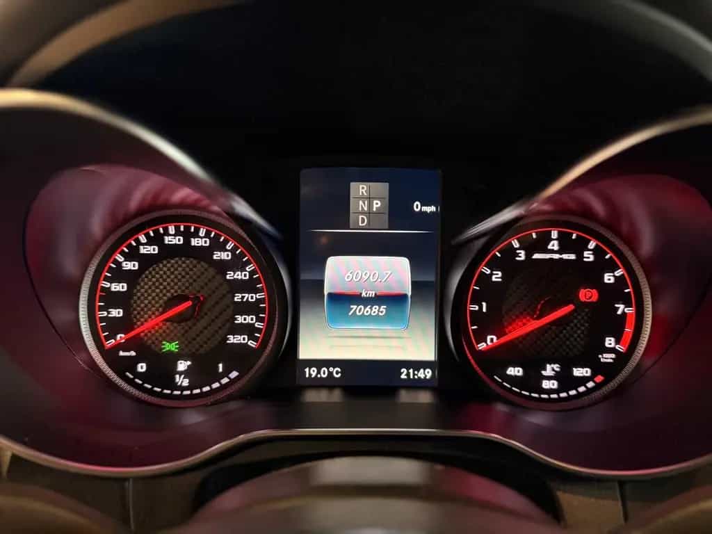 Mercedes-Benz GLC 63 AMG *4Matic*V8*Panorama*360Kamera*LED 09/2018-photo-16