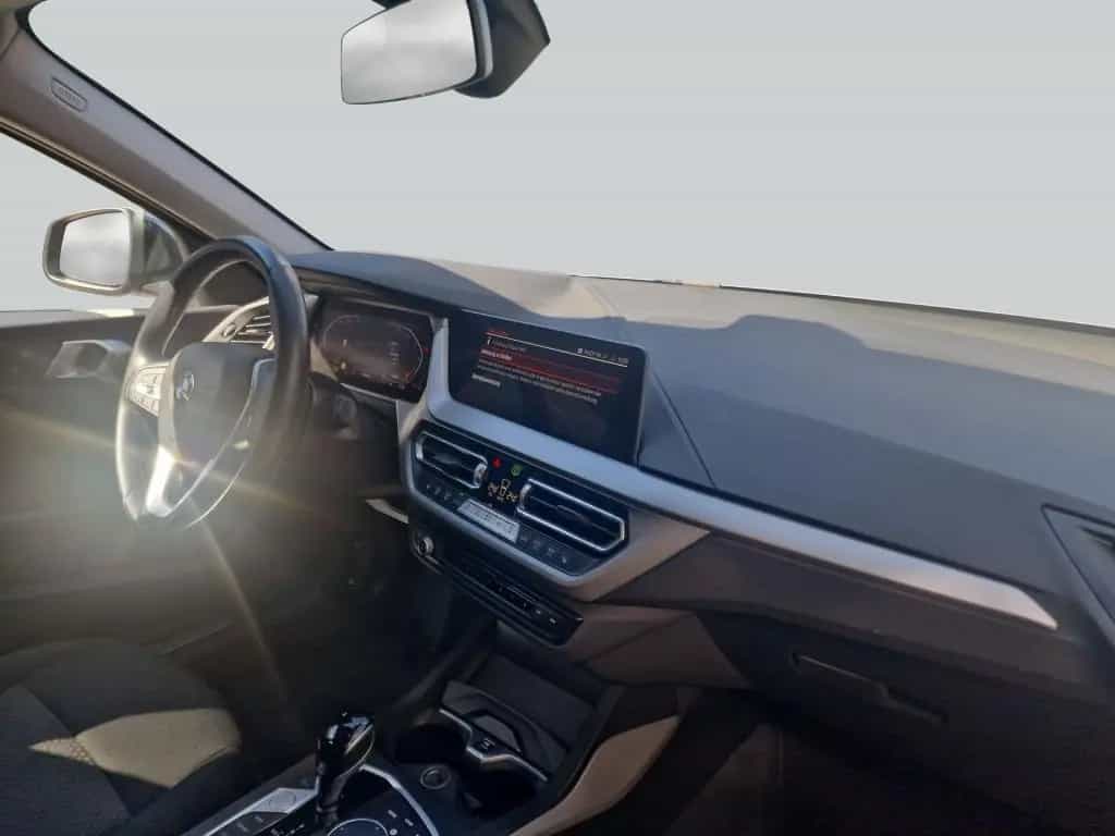 BMW 1 Series 118i Aut. Advantage LED Sitzhzg Fernlichtassist 10/2023-photo-16