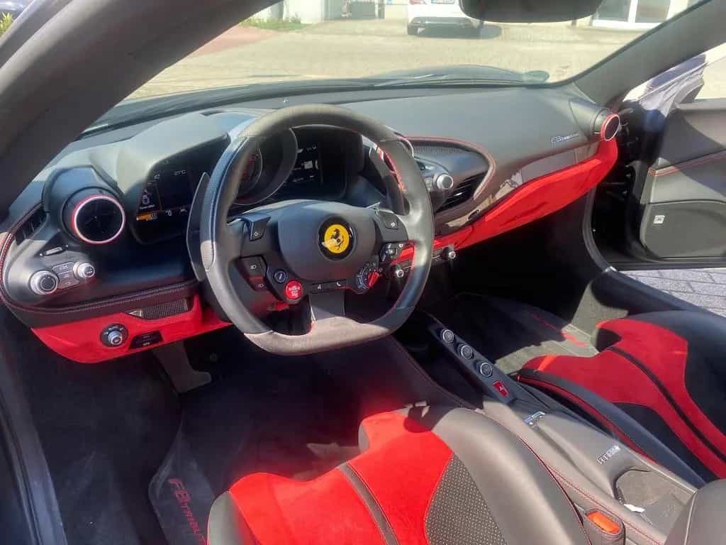 Ferrari F8 Tributo *Lift*Carbon*ACC*Racing Sitze*JBL*BFD 04/2022-photo-13