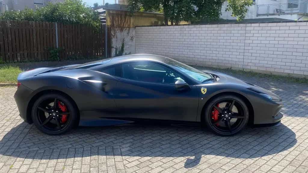 Ferrari F8 Tributo *Lift*Carbon*ACC*Racing Sitze*JBL*BFD 04/2022-photo-9