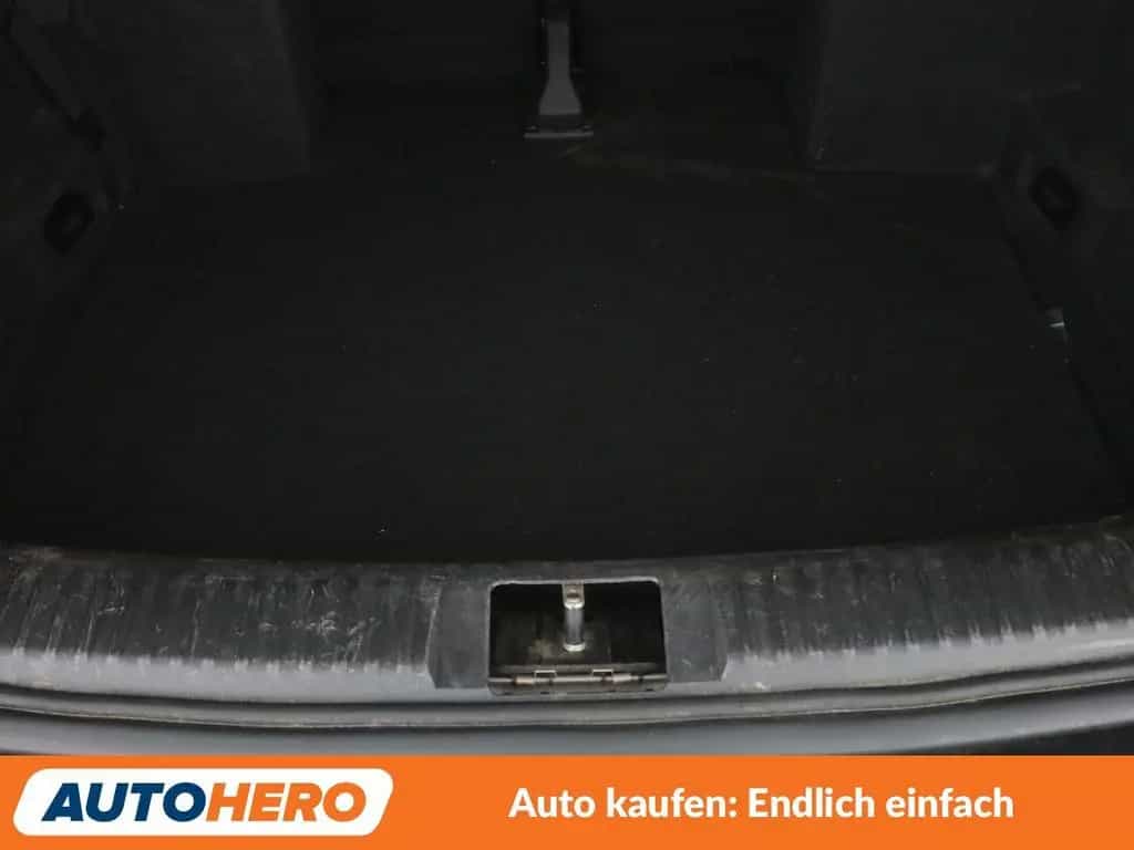 Volkswagen Golf 1.4 TSI Aut.*NAV*XENON*TEMP*CAM*PDC*SHZ*AHK*ALU* 03/2015-photo-17