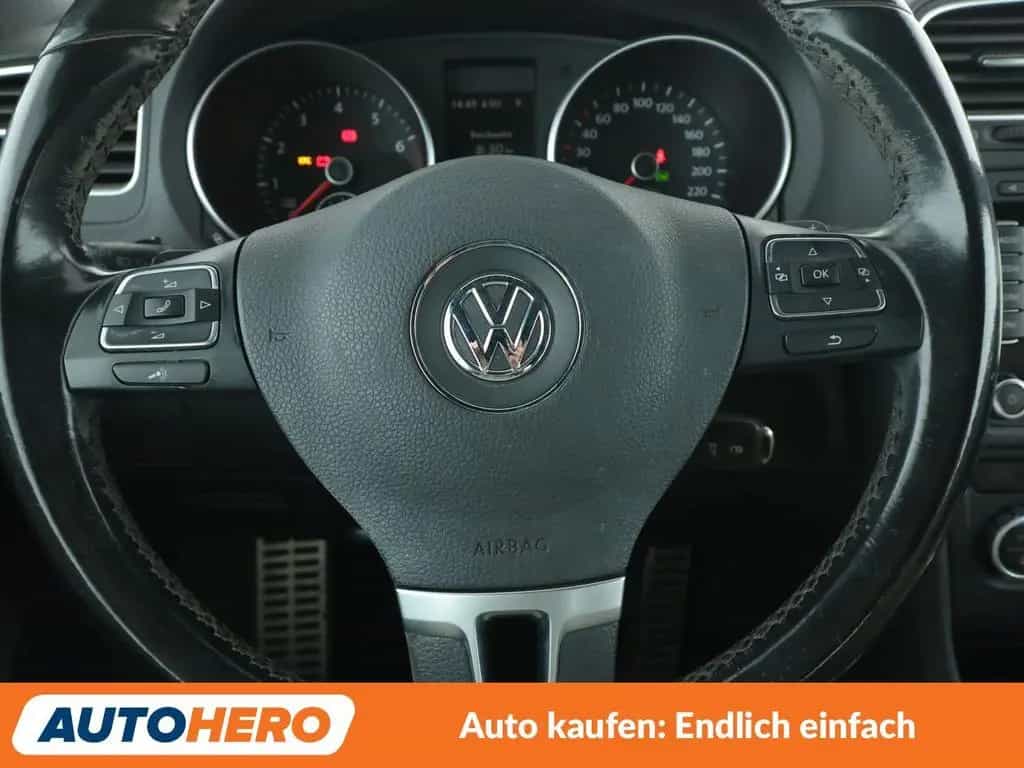 Volkswagen Golf 1.4 TSI Aut.*NAV*XENON*TEMP*CAM*PDC*SHZ*AHK*ALU* 03/2015-photo-18