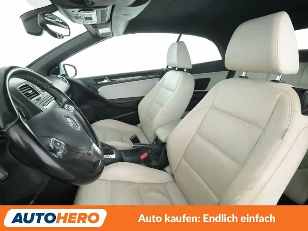 Volkswagen Golf 1.4 TSI Aut.*NAV*XENON*TEMP*CAM*PDC*SHZ*AHK*ALU* 03/2015-photo-9