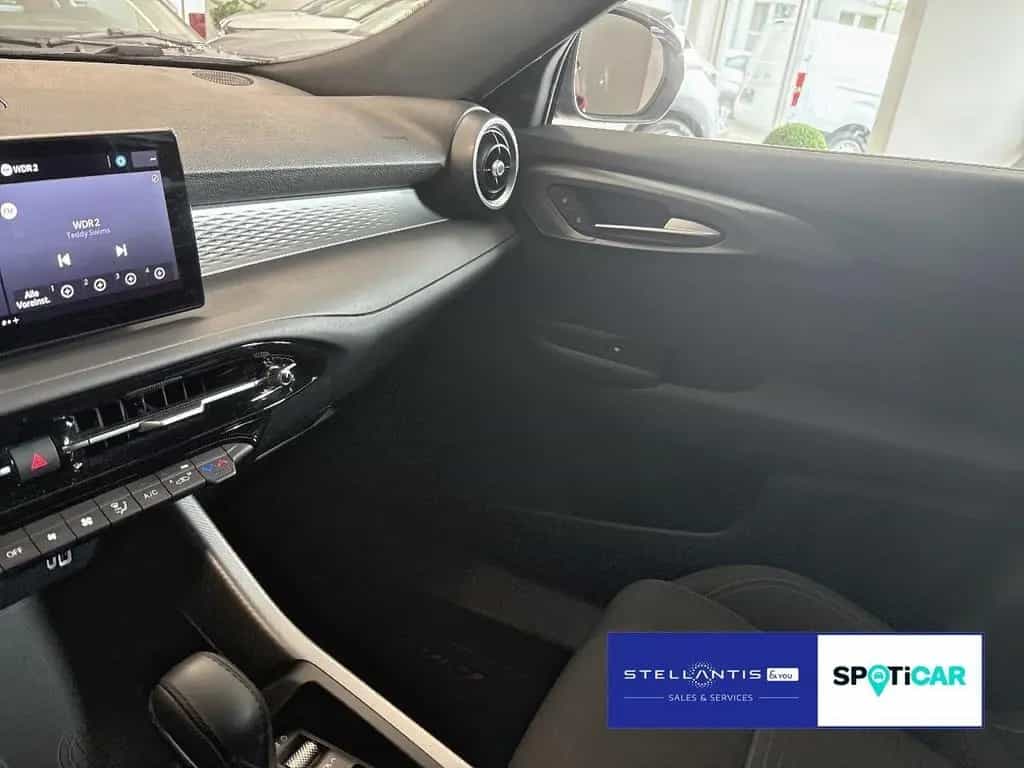 Alfa Romeo Tonale 1.5 MHEV SUPER AUTOM. PDC CARPLAY TEMPOMA 02/2024-photo-18