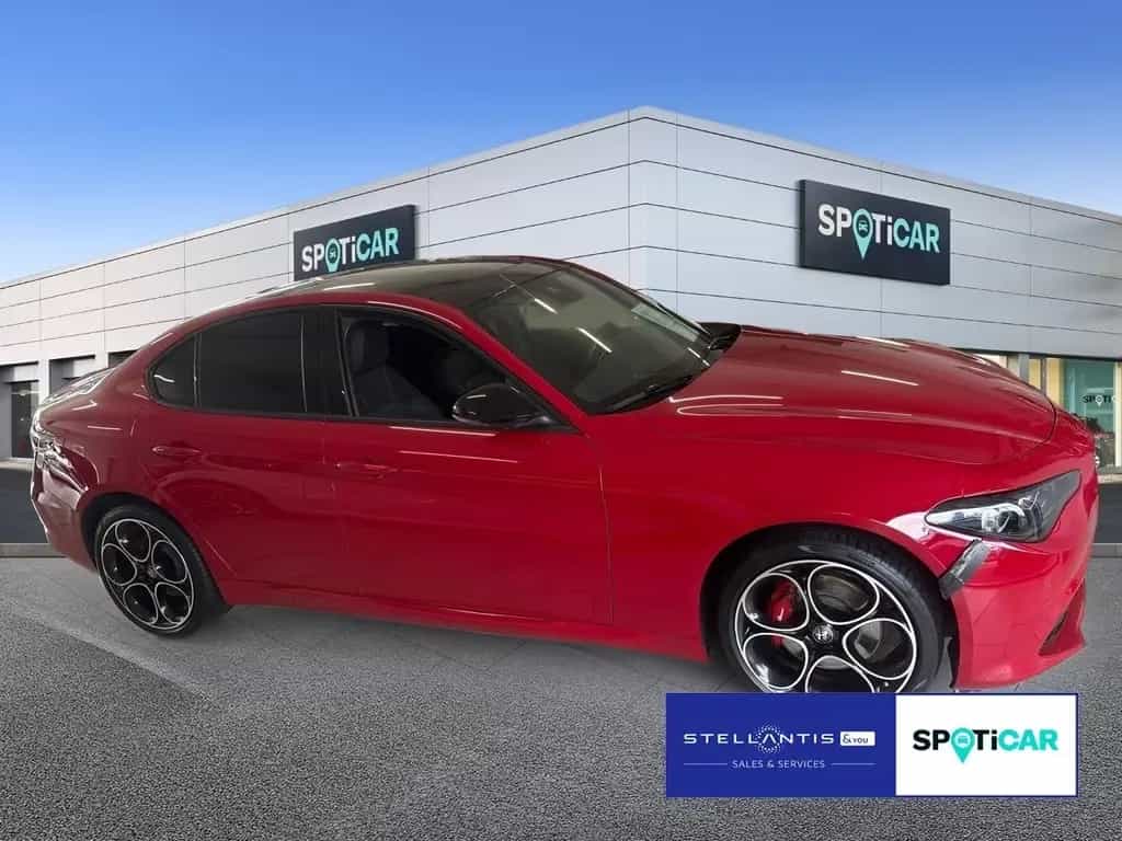 Alfa Romeo Giulia 2.0 SPRINT Q4 PANO ACC MEMORY KAMERA 01/2024-photo-3