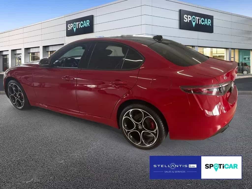 Alfa Romeo Giulia 2.0 SPRINT Q4 PANO ACC MEMORY KAMERA 01/2024-photo-6