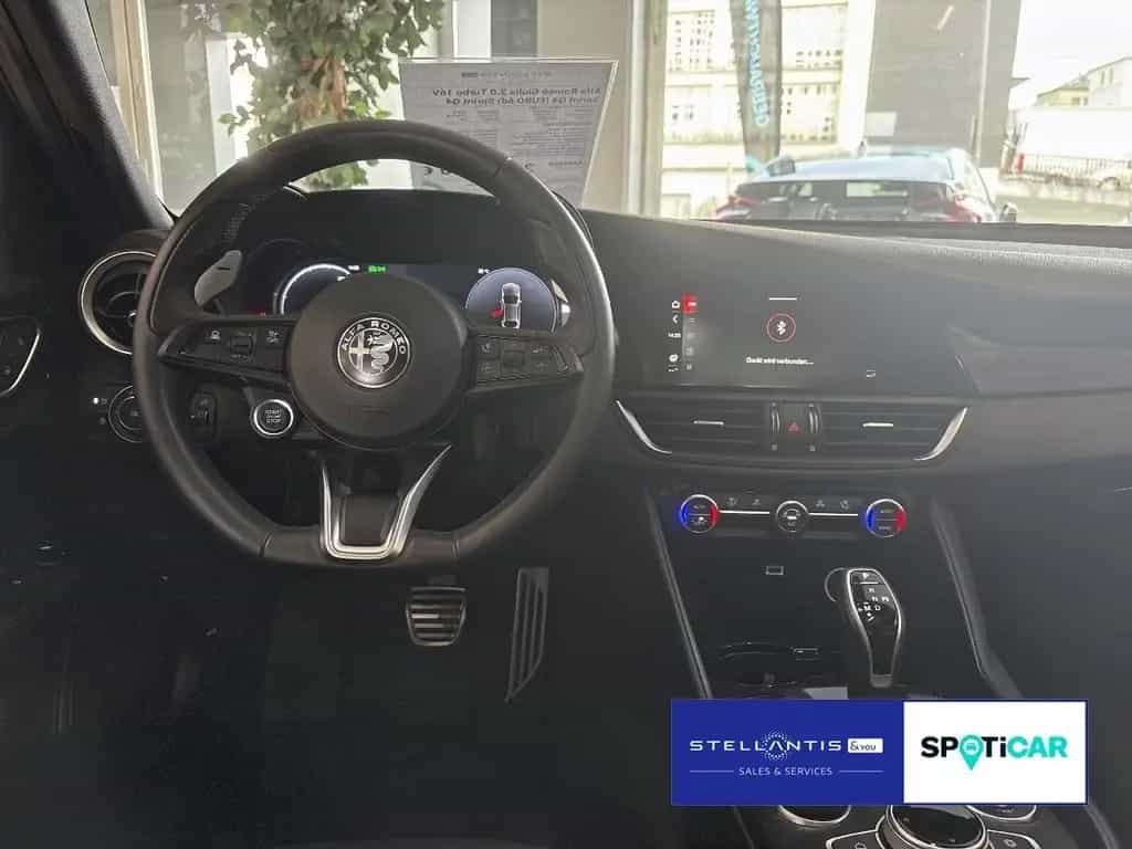 Alfa Romeo Giulia 2.0 SPRINT Q4 PANO ACC MEMORY KAMERA 01/2024-photo-7
