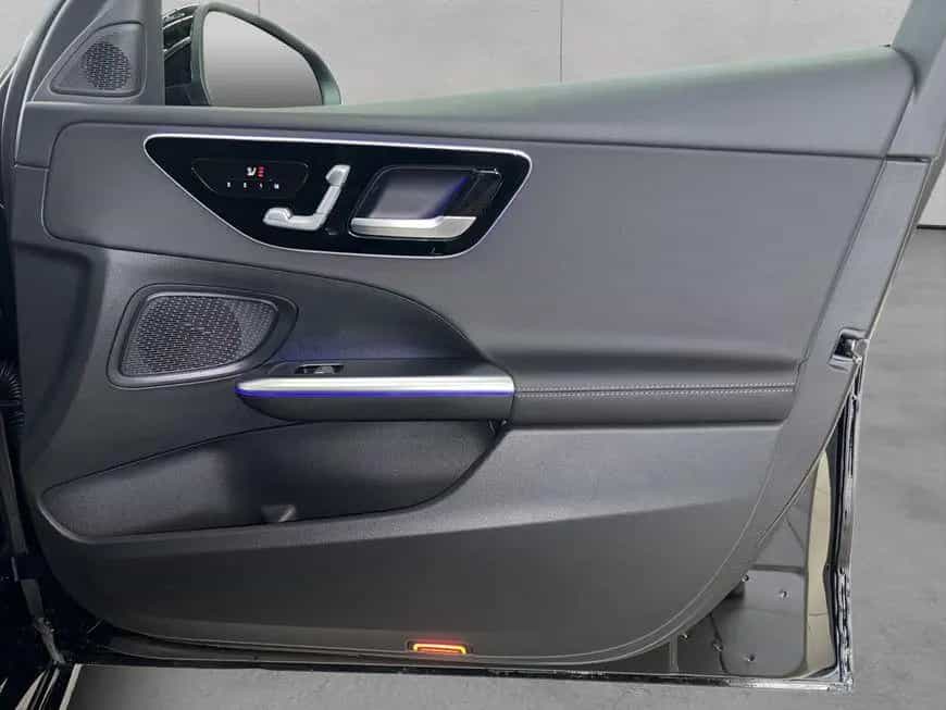 Mercedes-Benz C-Class 200 d T Avantgarde PREMIUM|360°|19''|AHK|DigiL 09/2025-photo-15
