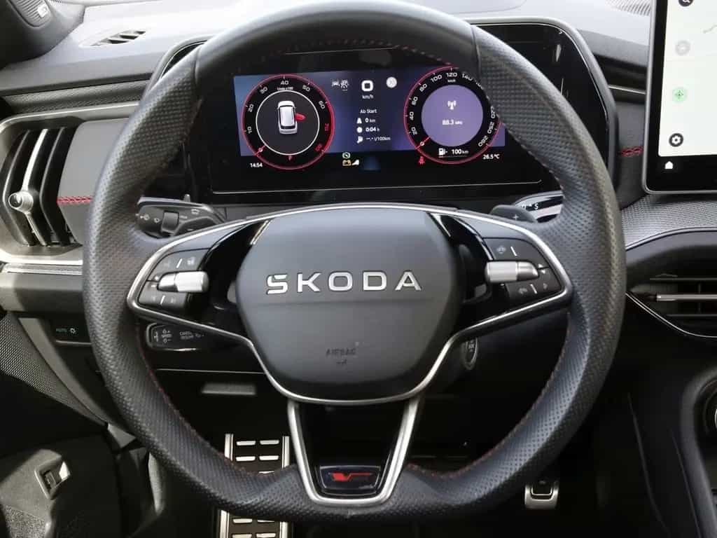 Skoda Kodiaq 2.0 TSI DSG 4x4 RS '20 ACC Pano 7Sitz AHK 07/2025-photo-15
