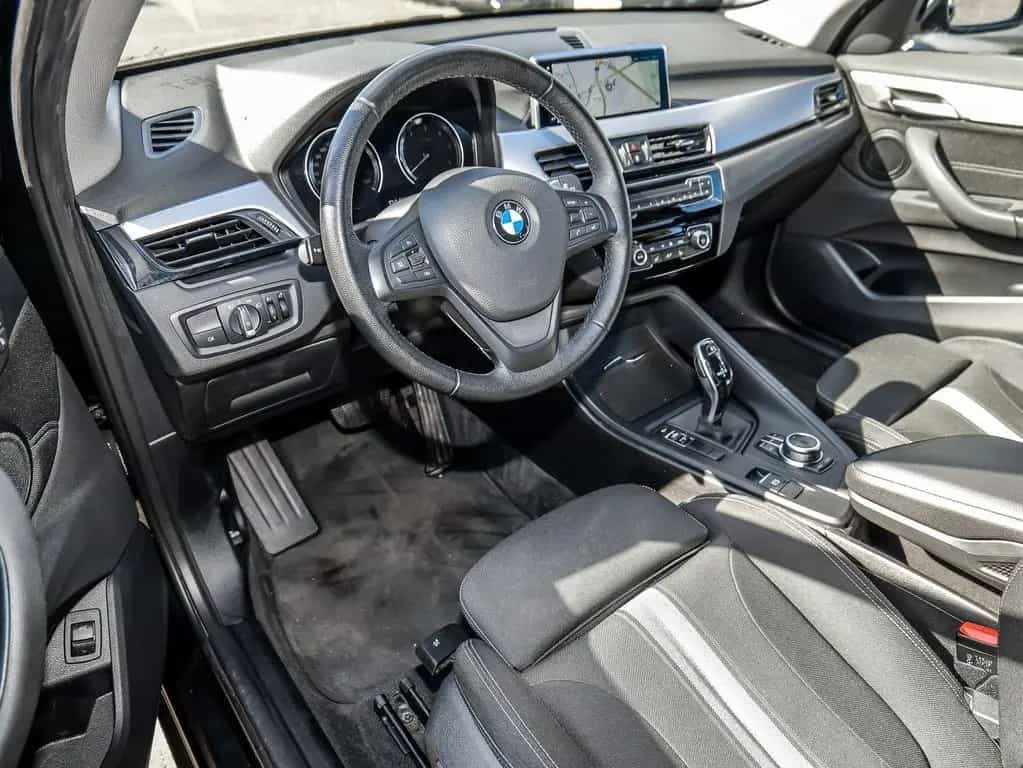 BMW X1 sDrive18d A NAVI PDC V+H DAB Tempomat Klima 02/2022-photo-14
