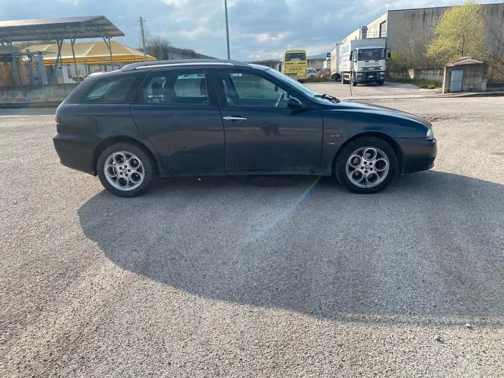 Alfa Romeo 156 1.9 JTD Sportwagon Distinctive 07/2004-photo-4