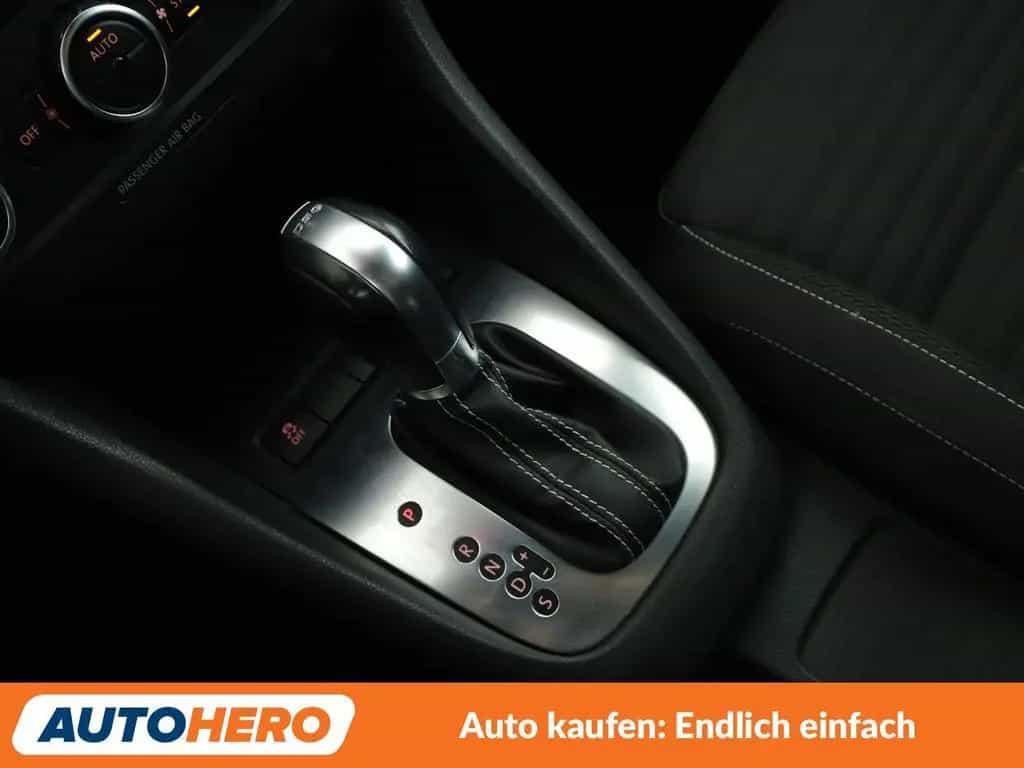 Volkswagen Golf VI 1.4 TSI Aut.*NAV*XENON*TEMPO*CAM*PDC*SHZ 03/2015-photo-23