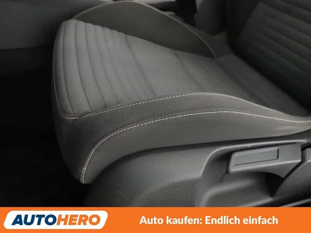 Volkswagen Golf VI 1.4 TSI Aut.*NAV*XENON*TEMPO*CAM*PDC*SHZ 03/2015-photo-27