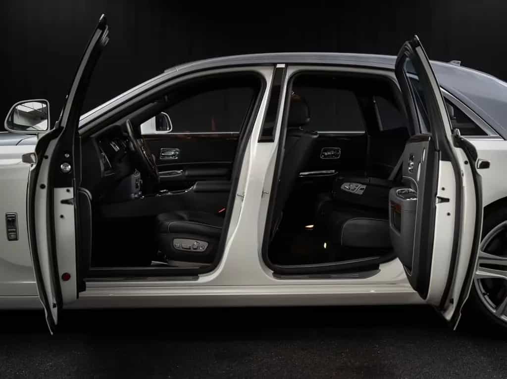 Rolls-Royce Ghost Series II 07/2015-photo-8